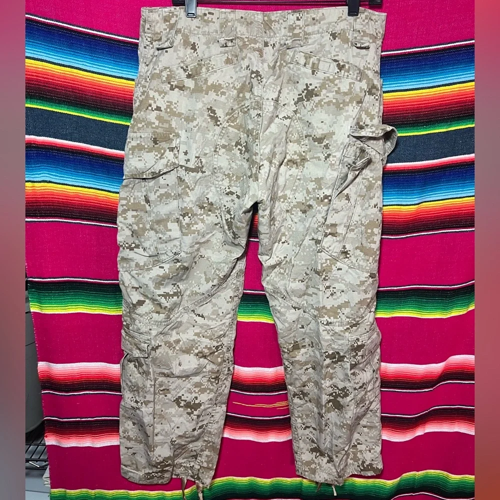 Crye Precision Navy Custom Field Pants Size 34 Short Desert Camo AOR1 - Picture 2 of 4